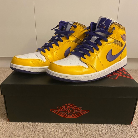 Jordan 1
